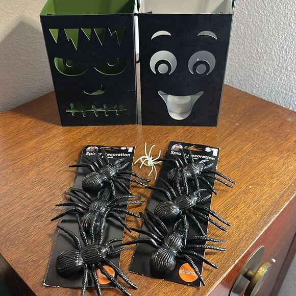 Halloween Themed Metal Buckets and Spider Decorations - Picture 7 of 7